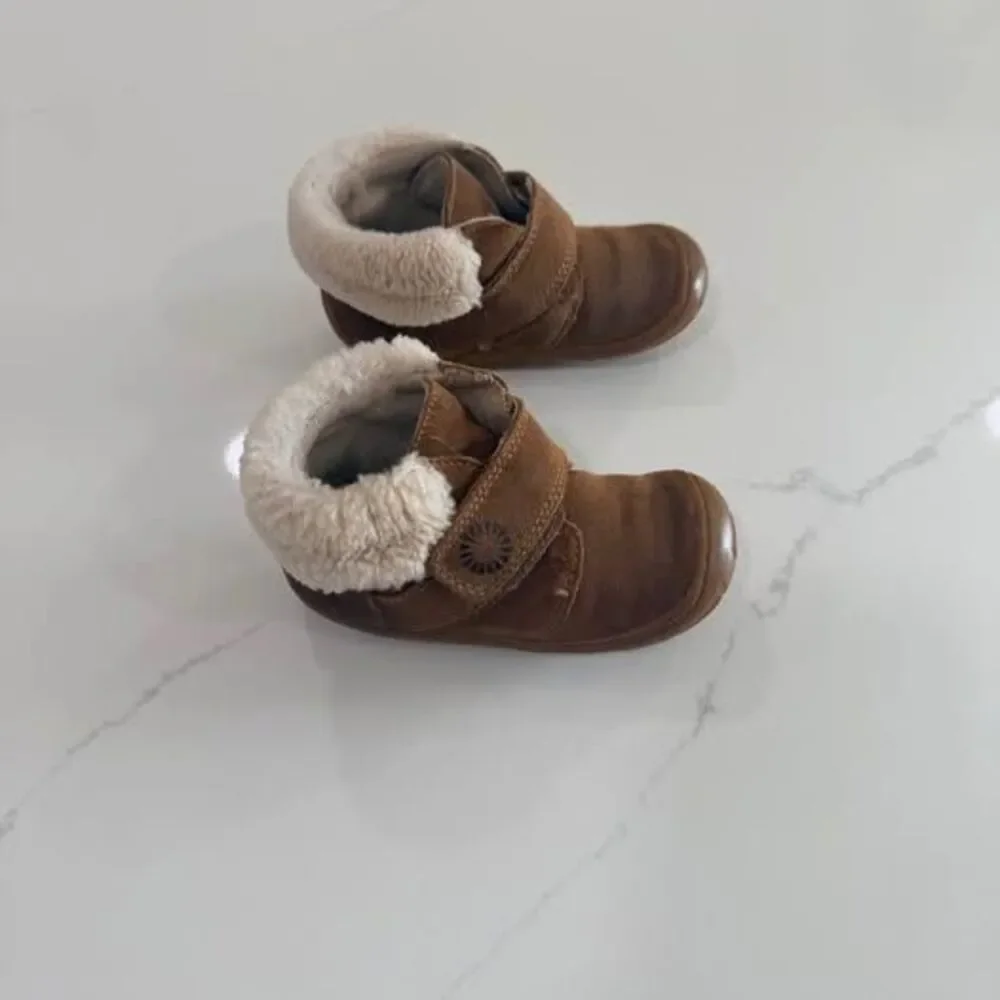Unbranded warm brown